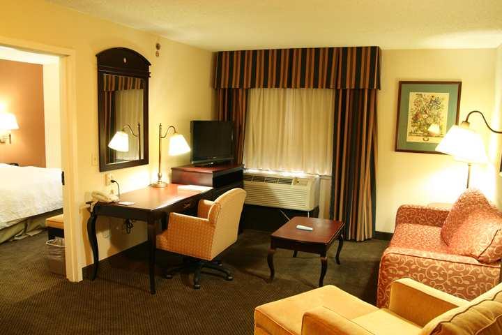 Comfort Inn & Suites Somerset - New Brunswick Δωμάτιο φωτογραφία